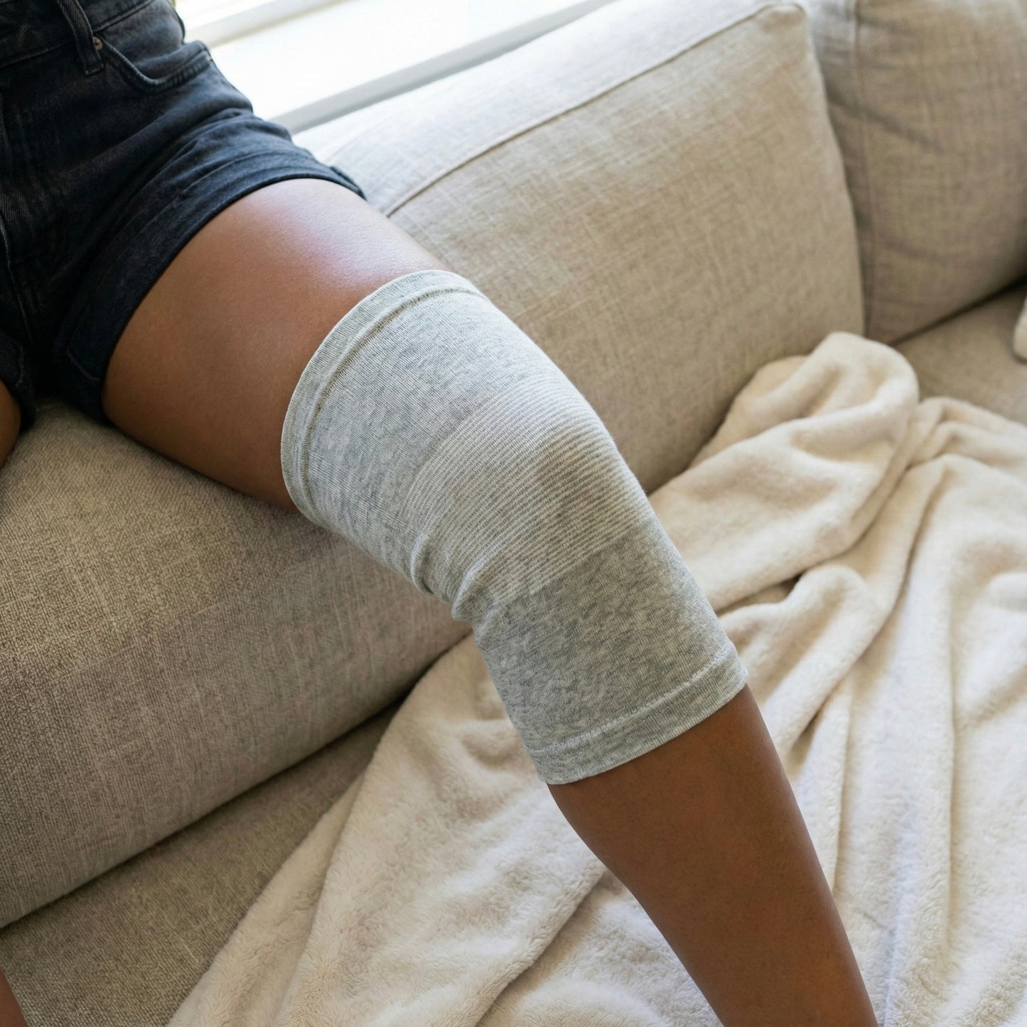 Restivora Premium Bamboo Knee Sleeve (Single)